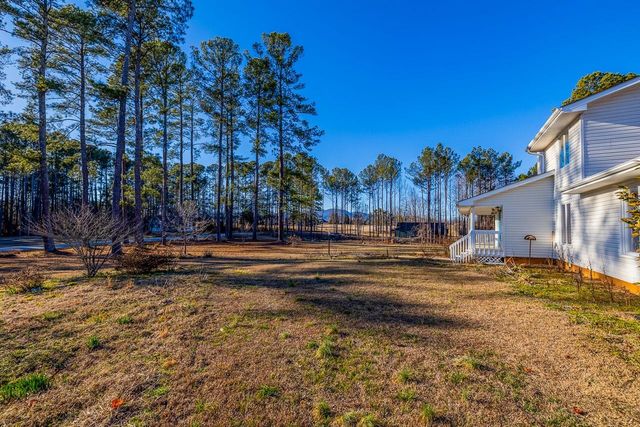 177 Rubin Thorne Road, Campobello, SC 29322