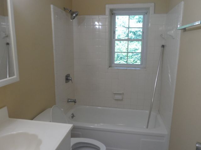 2011 Forest Drive, Seneca, SC 29672