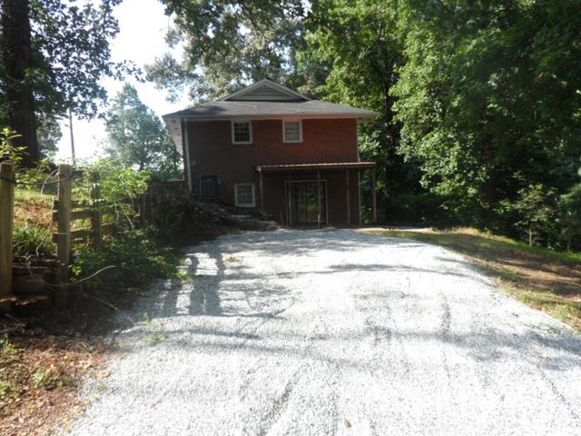 2011 Forest Drive, Seneca, SC 29672