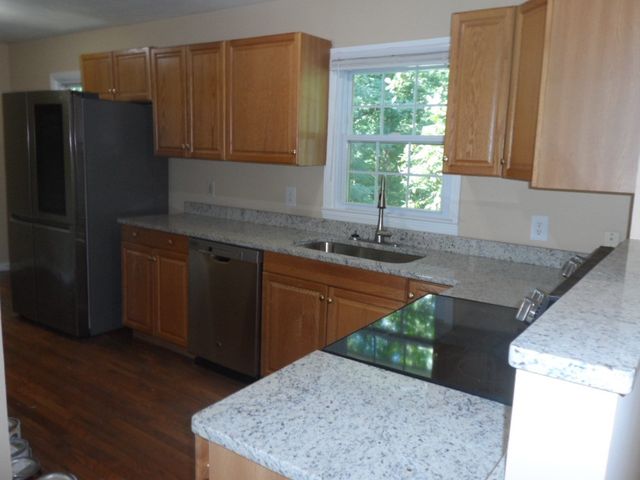 2011 Forest Drive, Seneca, SC 29672