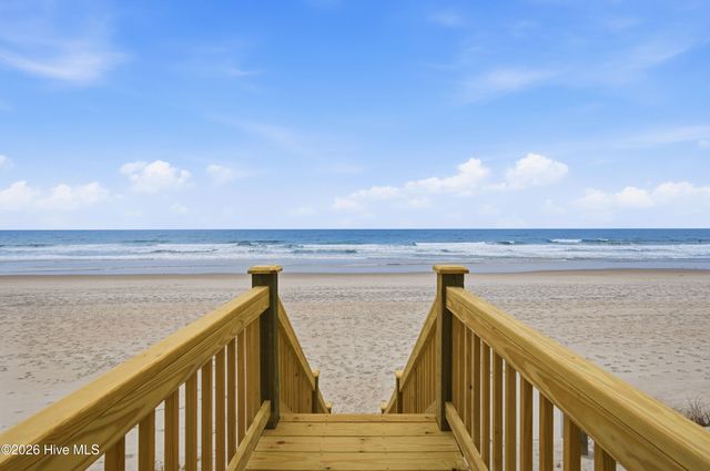 740 Dune Ridge Court, Holly Ridge, NC 28445