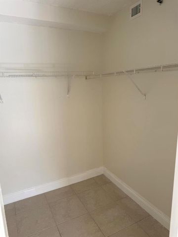 5520 NW 61st Street 205, Coconut Creek, FL 33073