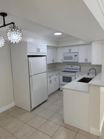 5520 NW 61st Street 205, Coconut Creek, FL 33073