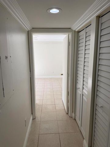 5520 NW 61st Street 205, Coconut Creek, FL 33073