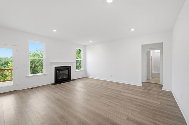 351 Van Conder Place, Hendersonville, TN 37075