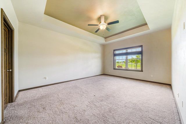 3758 N WAYSIDE LANE, Appleton, WI 54913