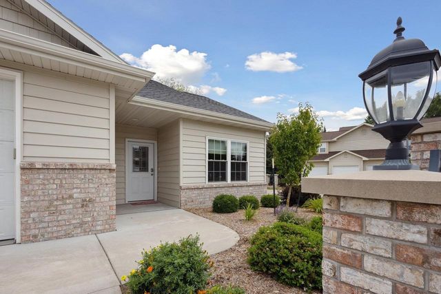 3758 N WAYSIDE LANE, Appleton, WI 54913