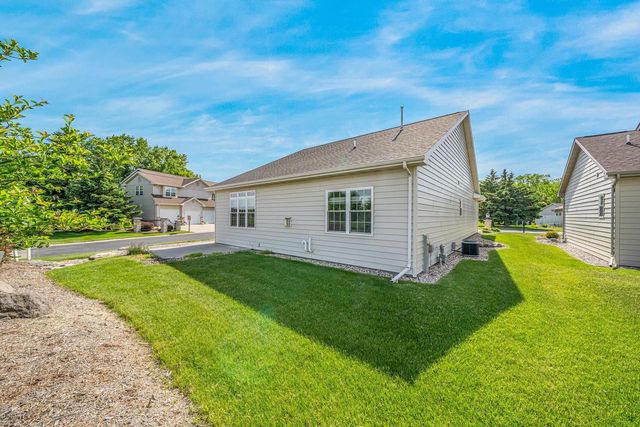 3758 N WAYSIDE LANE, Appleton, WI 54913