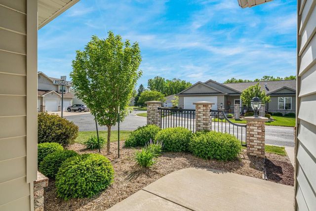 3758 N WAYSIDE LANE, Appleton, WI 54913