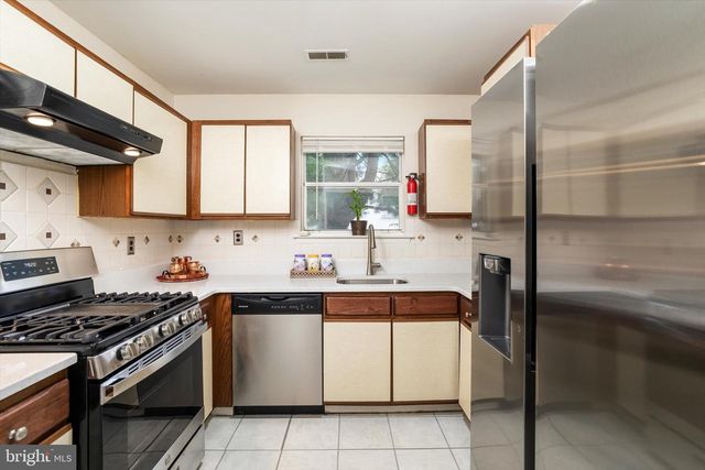 136 WYNDMOOR DR, Hightstown, NJ 08520