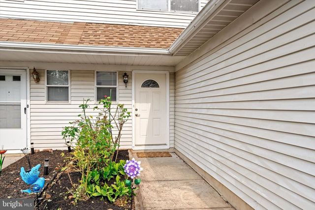 136 WYNDMOOR DR, Hightstown, NJ 08520