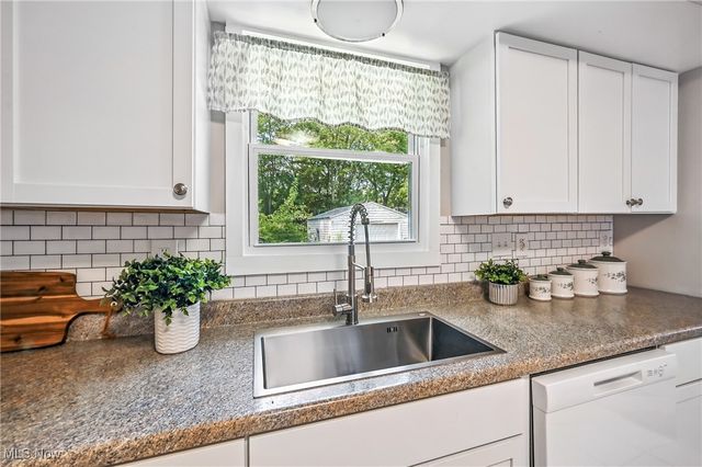 46 Matta Avenue, Youngstown, OH 44509