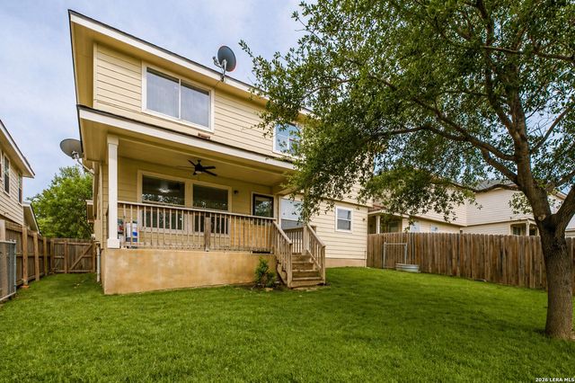 8034 SHUMARD OAK DR, San Antonio, TX 78223