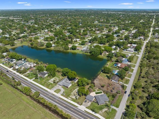 6204 Emerson Avenue, Fort Pierce, FL 34951