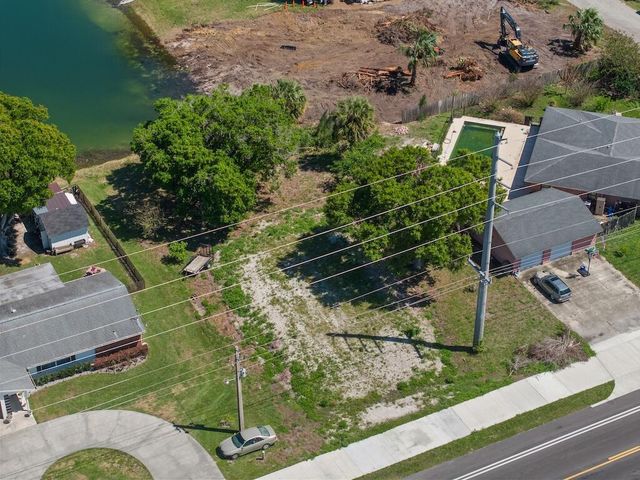 6204 Emerson Avenue, Fort Pierce, FL 34951