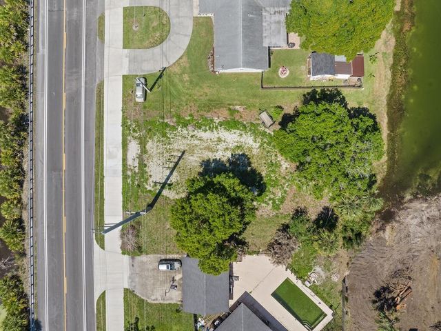 6204 Emerson Avenue, Fort Pierce, FL 34951