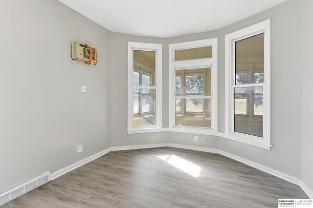 2207 N 16th Street, Omaha, NE 68110