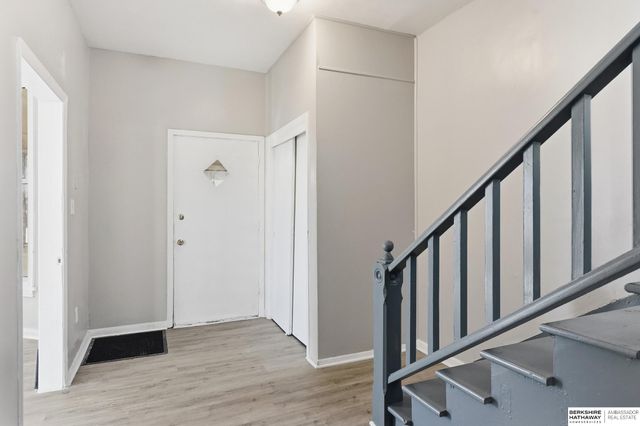 2207 N 16th Street, Omaha, NE 68110