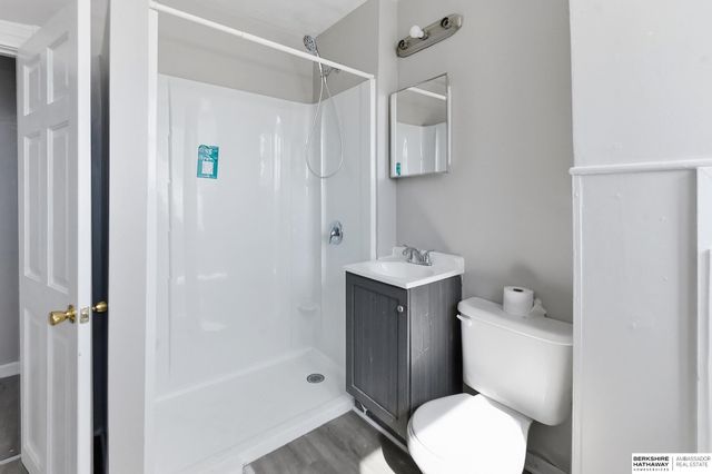 2207 N 16th Street, Omaha, NE 68110