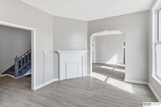 2207 N 16th Street, Omaha, NE 68110