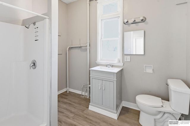 2207 N 16th Street, Omaha, NE 68110