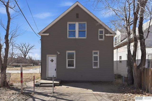 2207 N 16th Street, Omaha, NE 68110