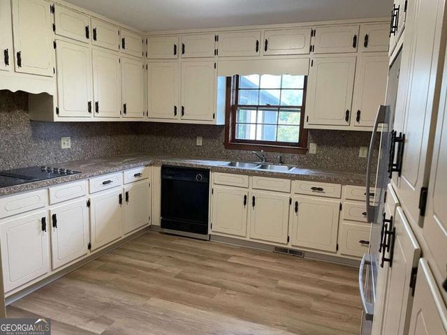 119 Sawnee Drive, Cumming, GA 30040