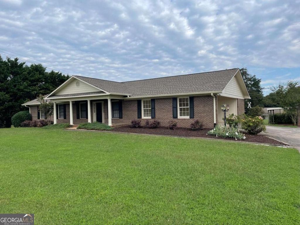 119 Sawnee Drive, Cumming, GA 30040