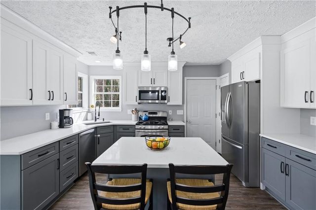 3592 Plum Creek Trail NW, Kennesaw, GA 30152