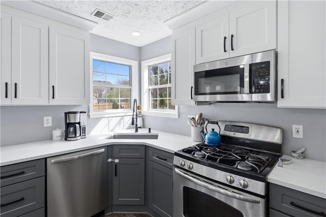 3592 Plum Creek Trail NW, Kennesaw, GA 30152