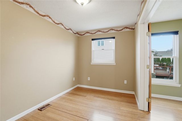 122 Springhouse Drive, Englewood, OH 45322