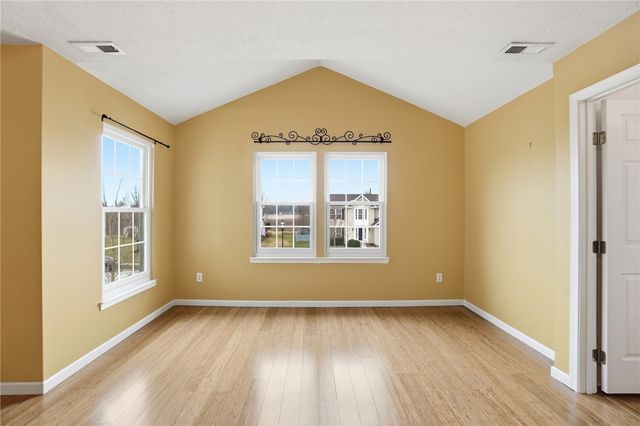 122 Springhouse Drive, Englewood, OH 45322