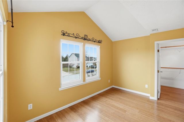 122 Springhouse Drive, Englewood, OH 45322