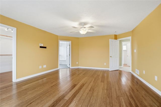 122 Springhouse Drive, Englewood, OH 45322