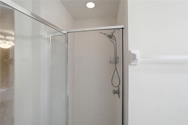 122 Springhouse Drive, Englewood, OH 45322