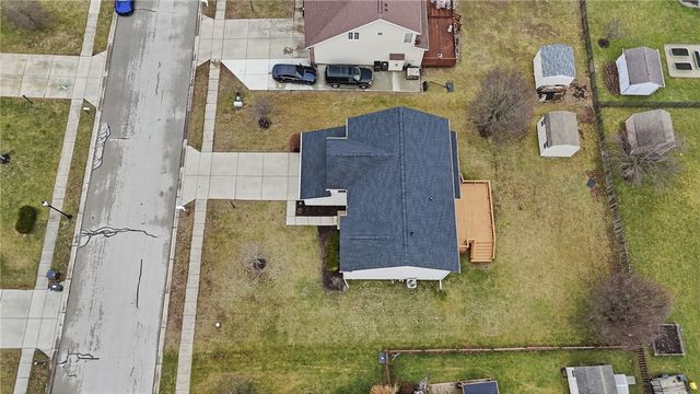 122 Springhouse Drive, Englewood, OH 45322