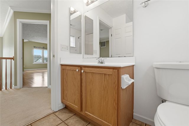 122 Springhouse Drive, Englewood, OH 45322