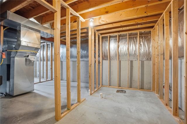 122 Springhouse Drive, Englewood, OH 45322