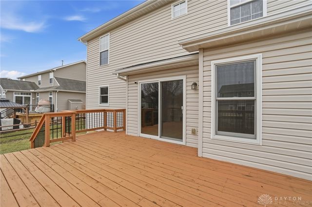 122 Springhouse Drive, Englewood, OH 45322