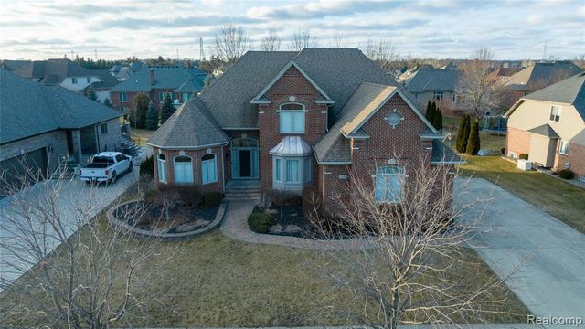 54395 White Spruce Lane, Shelby Twp, MI 48315
