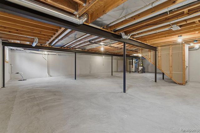 54395 White Spruce Lane, Shelby Twp, MI 48315