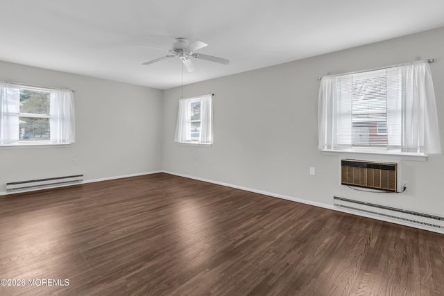 87A Fairway Lane, Manchester, NJ 08759