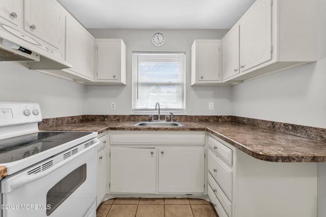 87A Fairway Lane, Manchester, NJ 08759