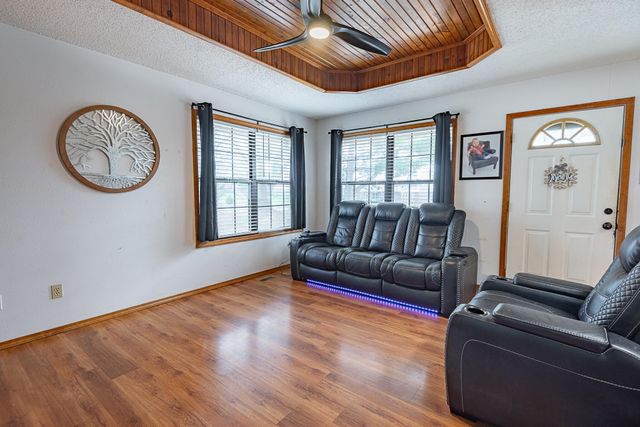 322 NE Nile Street, Billings, MO 65610