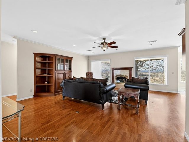 42267 Timber Ridge Road, Howe, OK 74940