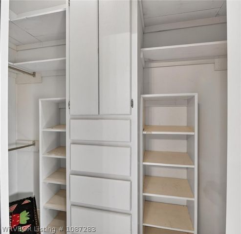 42267 Timber Ridge Road, Howe, OK 74940