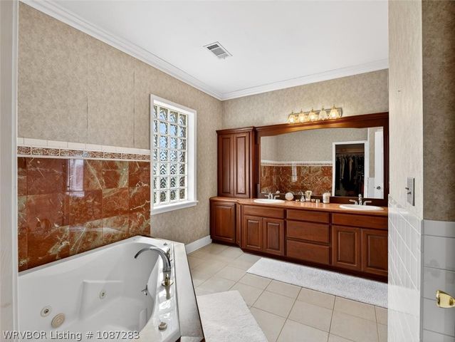 42267 Timber Ridge Road, Howe, OK 74940