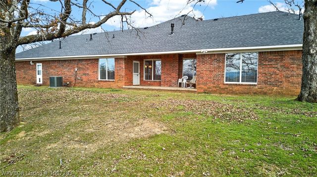 42267 Timber Ridge Road, Howe, OK 74940