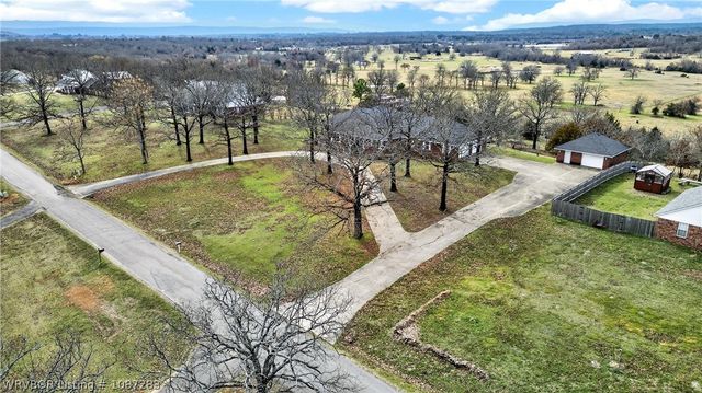 42267 Timber Ridge Road, Howe, OK 74940