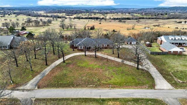 42267 Timber Ridge Road, Howe, OK 74940